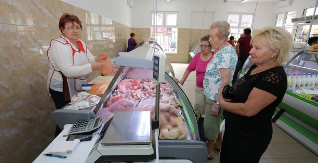 Bezbedno kupovati meso iz rashladnih vitrina na pijacama